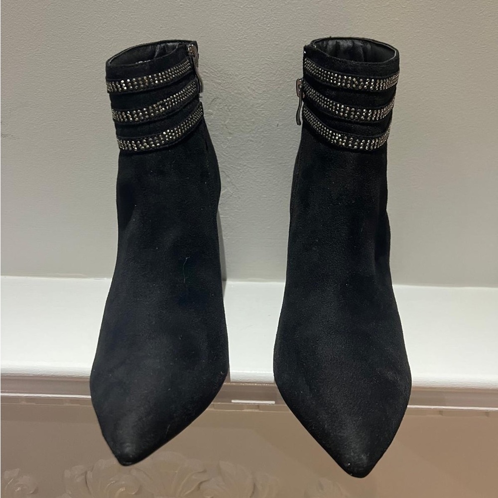 Heeled boot - Picture 3 of 6